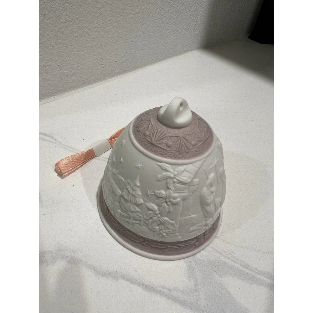 LLADRO Porcelain CHRISTMAS BELL 1991 #5803  New In Original Box Made in Spain